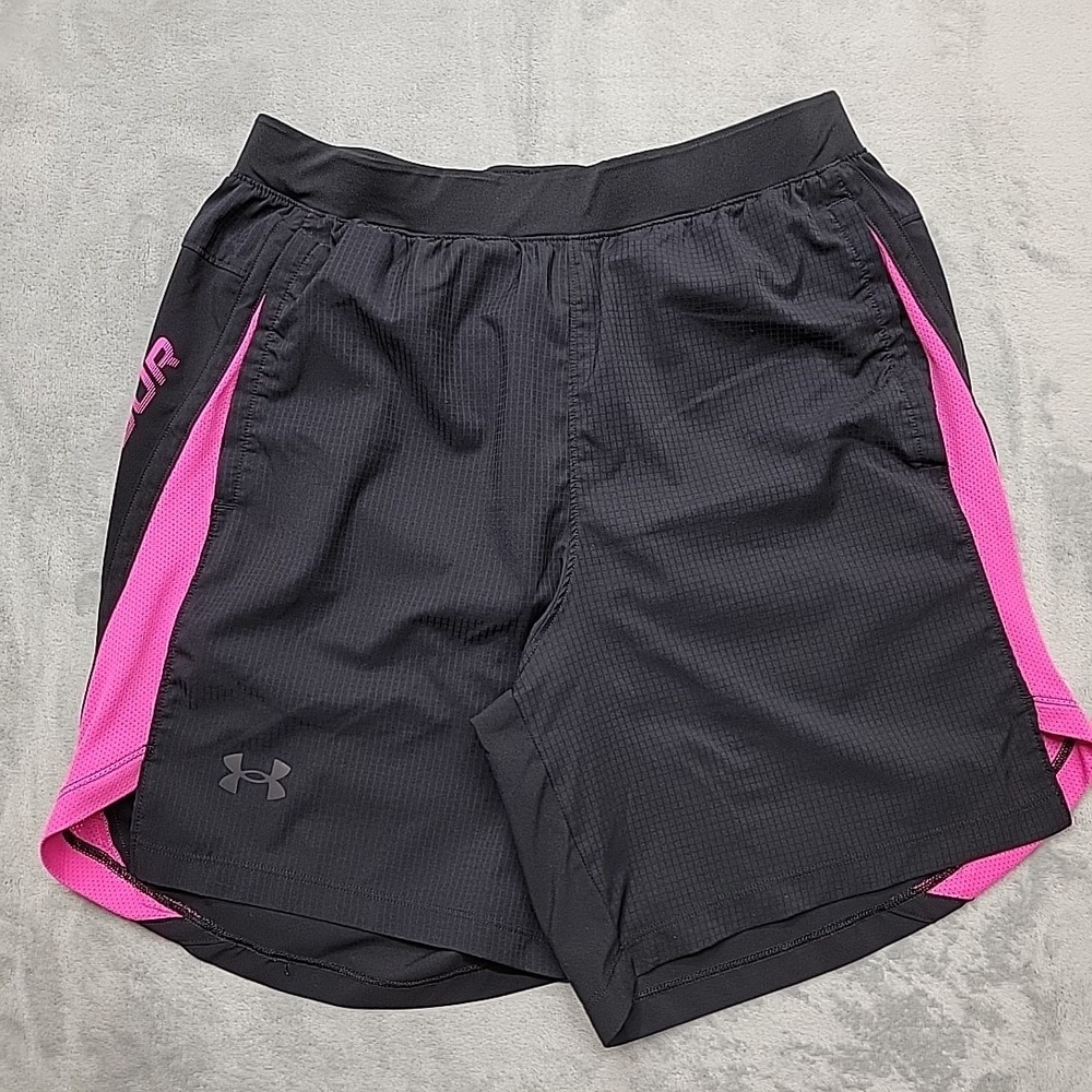 Under Armour Shorts Womens Medium Black Pink Fitted Running Activewear Gym